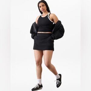 Athleta Brooklyn Mid Rise 13 1/2" Skort in Black Size 14